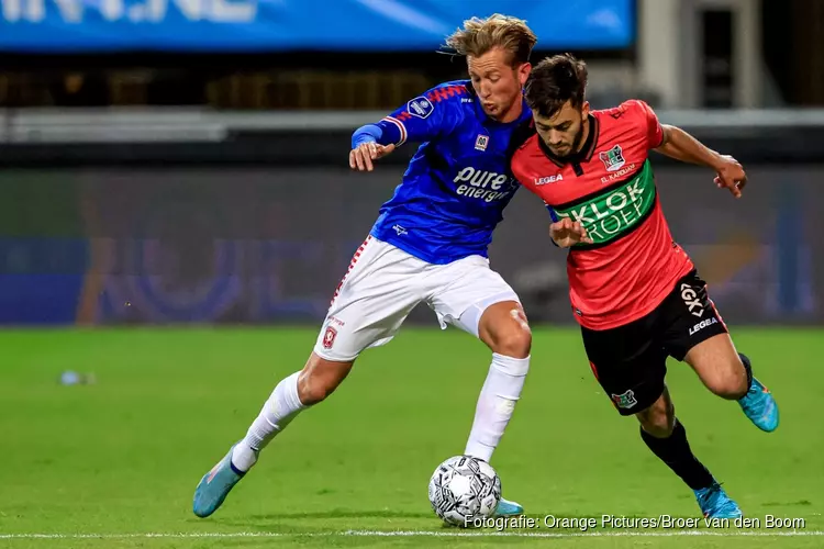 FC Twente langs tien man van NEC