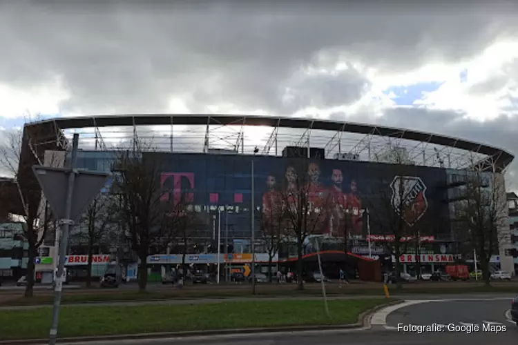 Eindelijk weer zege voor FC Utrecht, NEC nipt geklopt