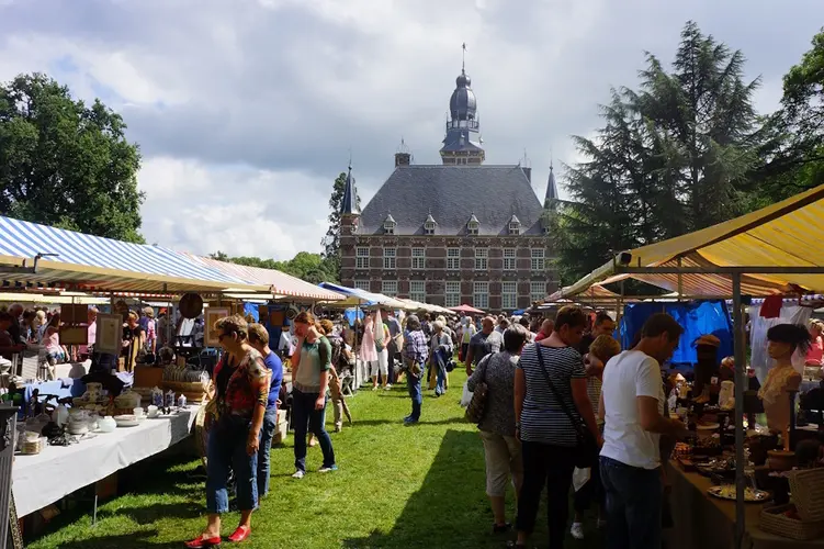 Bezoek de Curiosa Fair Wijchen - Het Grootste Curiosa, Antiek en Brocante Evenement van Gelderland